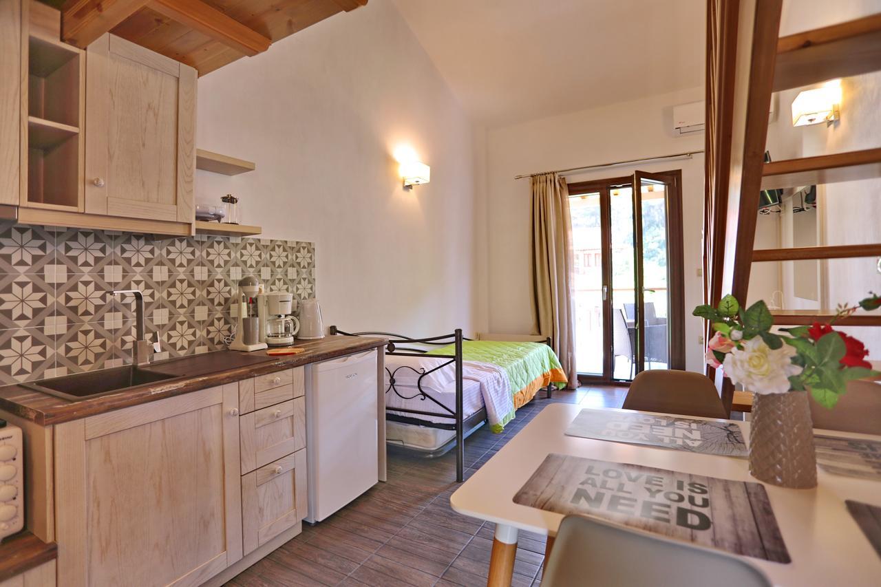 Smaragda Studios Skopelos Exterior photo